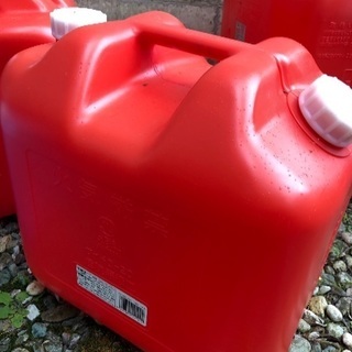 灯油ポリタンクの画像
