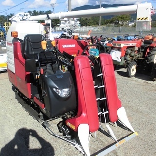 ヤンマー　コンバイン　YH211