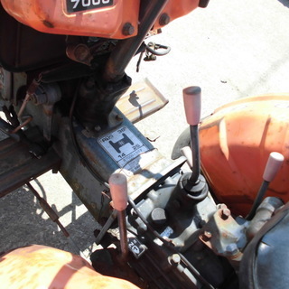 クボタ　トラクター　B7000の画像