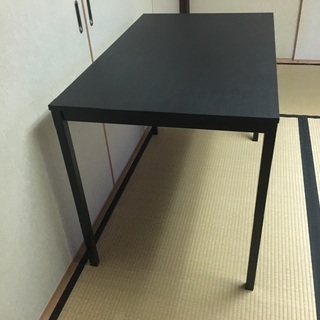 机の画像