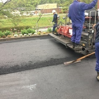 アスファルト舗装工事