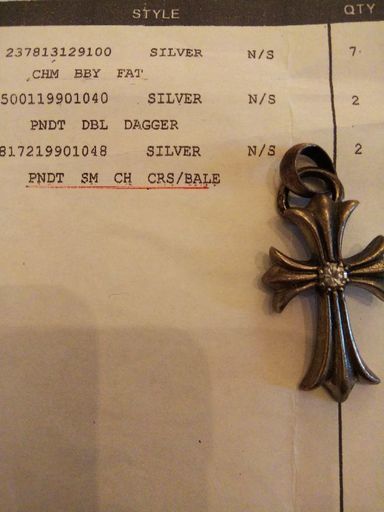 CHROME HEARTS クロスペンダント