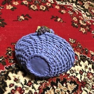 値下げ、紙粘土で作ったカゴの画像