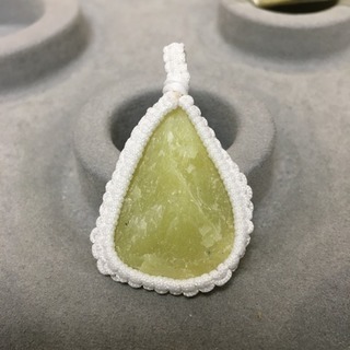 【新品】ヒーラーライト マクラメペンダントトップの画像