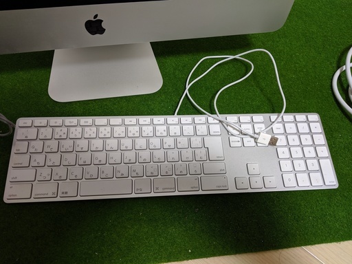 値下げました！iMac 21.5inch Late2013　データ初期化済み！