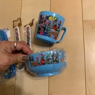 新品 リュウソウジャー お箸 スプーン フォーク お茶碗 コップ セット 食器の画像