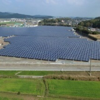 女性の方も積極的に採用、未経験、経験者、シニアの方大歓迎！【アルバイトも可能】白河近辺の太陽光工事作業員急募！！高待遇お待ちしております。の画像