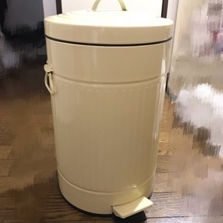 ゴミ箱 ペダル式