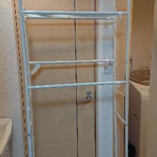 洗濯物ラックの画像