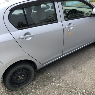 現状渡し　ミライース　色シルバー　ノーマル車