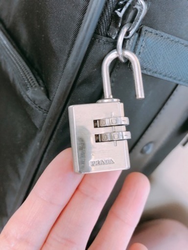 PRADA（中古）スーツケース