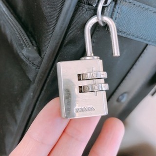PRADA（中古）スーツケース