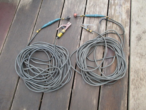 溶接用キャプタイヤケーブル・ホルダー クリップ・ジョイント付き／長さ約20m・工具