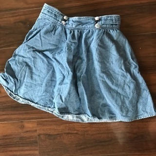 スカート風パンツ