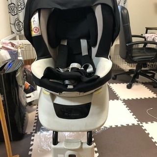 チャイルドシート エールベベ クルット