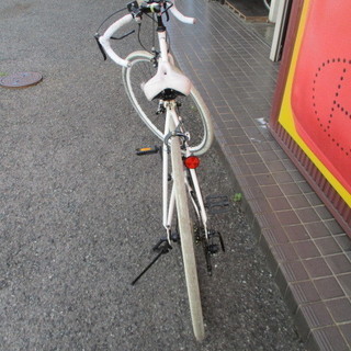 エコプラス小倉南店】GRANDIR ロードバイク 白 3×7段変速 ☆スタッフ