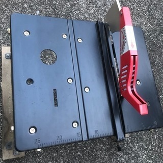 丸ノコテーブルの画像