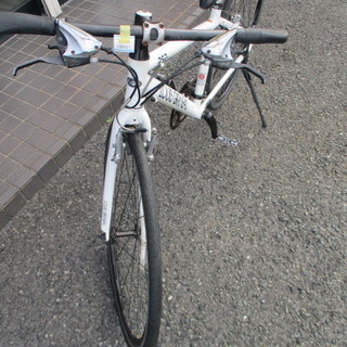 エコプラス小倉南店】LOUIS GARNEAU ルイガノ クロスバイク 白 3×8段変速