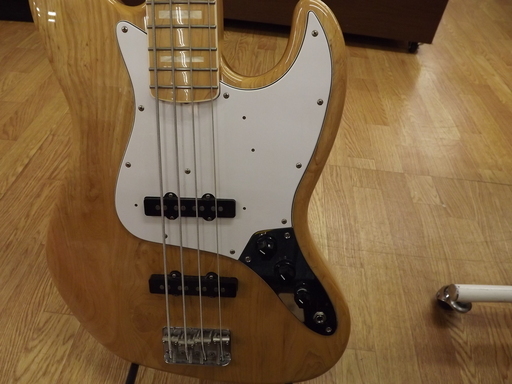 フェンダージャパン　ジャズベース　ＪＢ－75　ナチュラル　２００２年製～２００４年製　純正ソフトケース付き　札幌　西岡店