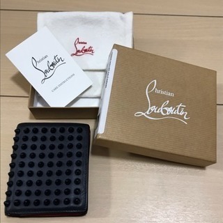 最終値下げ！  クリスチャンルブタン スタッズ 2つ折り財布