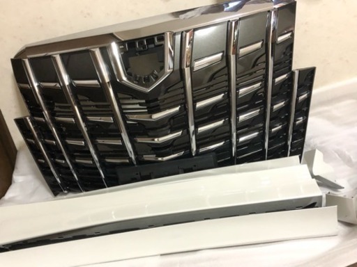 ☆セット売り 美品☆アルファード30系 後期 純正パーツ(フロントグリル・フードトップ・スポイラー)