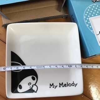 ハローキティ&マイメロディ小皿2枚セットの画像