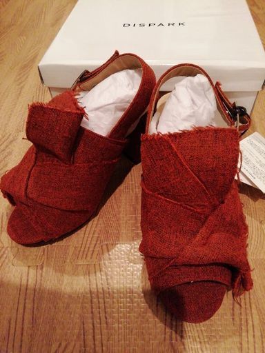 新品・未着用　サンダル　Lサイズ　24.0相当？