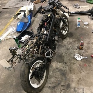 不要になった車の部品、バイク、バイク部品、なんでも引き取ります。