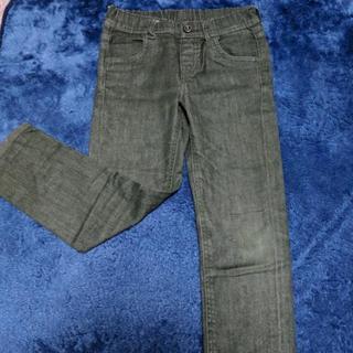 カーキ色のジーパン《UNIQLOキッズＳサイズ》