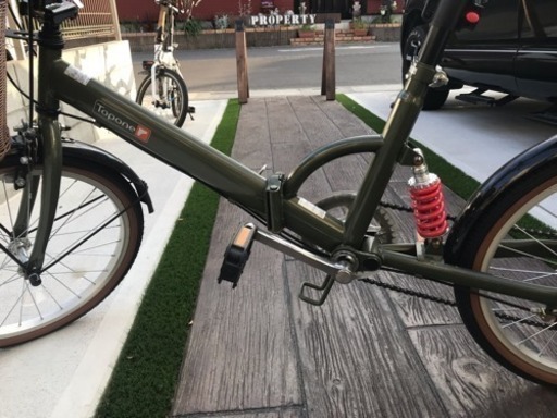 折りたたみ自転車  パンクしてます。