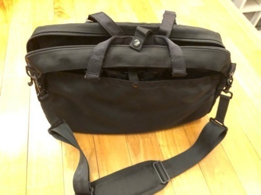 【ほぼ新品】Briefing ショルダーバッグ 