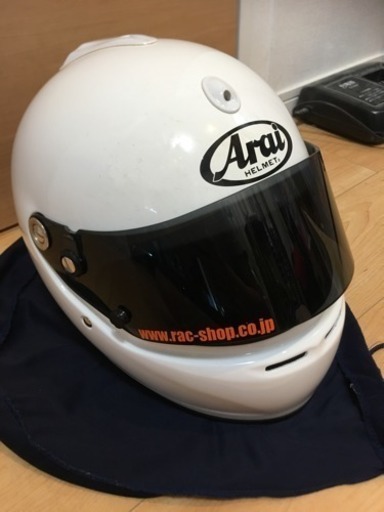 Arai GP-5S 4輪ヘルメット