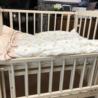 ベビーベッド＊スヌーピー＊布団セット付きの画像