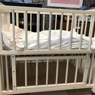 ベビーベッド＊スヌーピー＊布団セット付きの画像