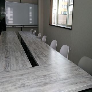 ★高崎駅西口徒歩３分★完全個室★無料設備充実／ＷｉＦｉ／ホワイトボードetc★目標エリア最安値!!! の画像