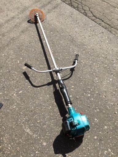 マキタ草刈機 EM255 現在不動 makita