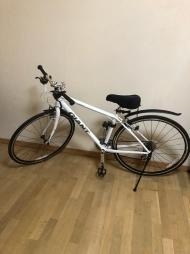 ジャイアント クロスバイクXS 自転車ホワイト