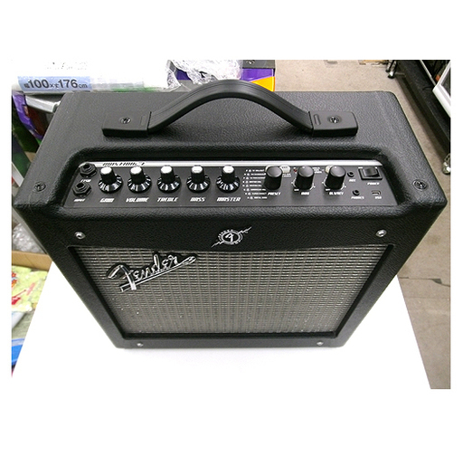 札幌【フェンダー ギターアンプ Mustang Ⅰ V.2】山野楽器取扱品 Fender USA  本郷通店
