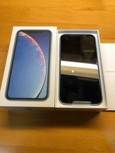 docomo iPhone XR ブルー