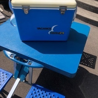 アウトドア🏖 クーラーBOX &ピクニックテーブルのセット