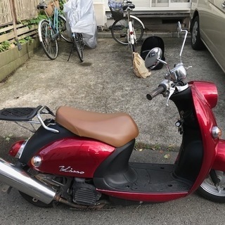 ヤマハ ビーノ SA26J ４ストローダウン シャコタン バッテリー外装新品の画像