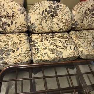 籐製 応接セット 座卓 ローテーブル ガラス天板 椅子2脚 3人掛け長椅子 事務所の画像