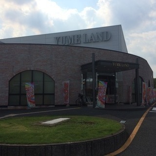 ■ 平日のみOK！ ■ 玉運びのないパチンコ店で楽しく接客のお仕事の画像