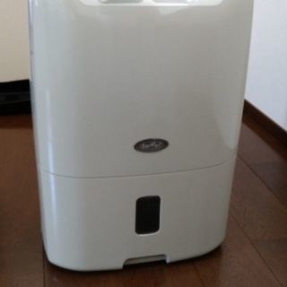 三菱　除湿器
