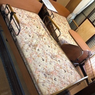 介護用リクライニングベッド