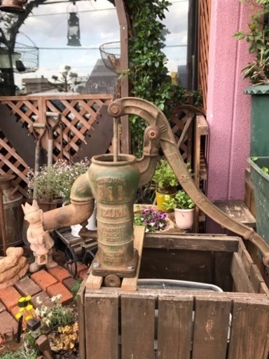 手押しポンプ、ガーデニング用品