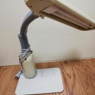 テーブルランプ