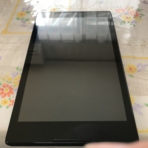 Lenovo  (8インチ)タブレット