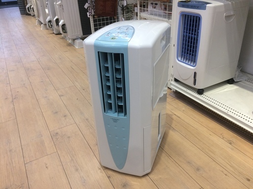 夏の湿気対策に！CORONAの除湿機！