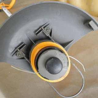   リョービ(RYOBI)電動刈払機 草刈機 AK-3710 ナイロンカッタ 動作確認の画像